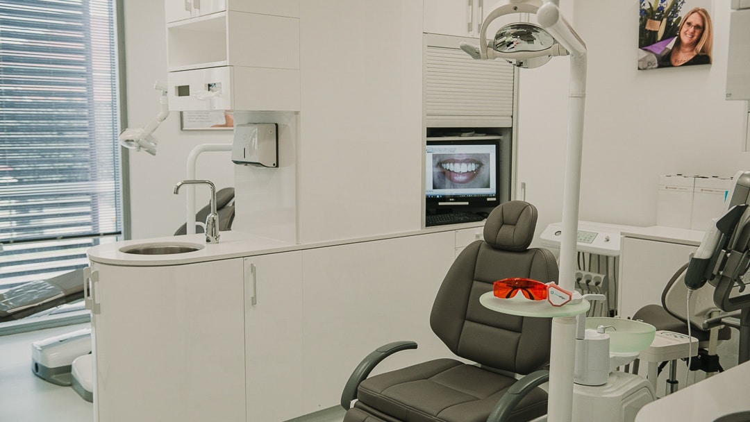 dentique dental spa clinic interior